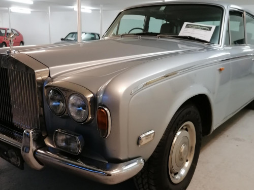 Rolls Royce Silver Shadow, årgang 1977, pris: 99.900,-kr.